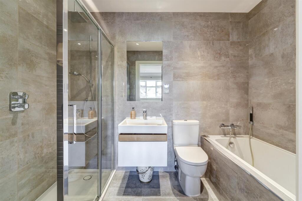 PINE HILL, 9, THORNHILL HOUSE (24).jpg