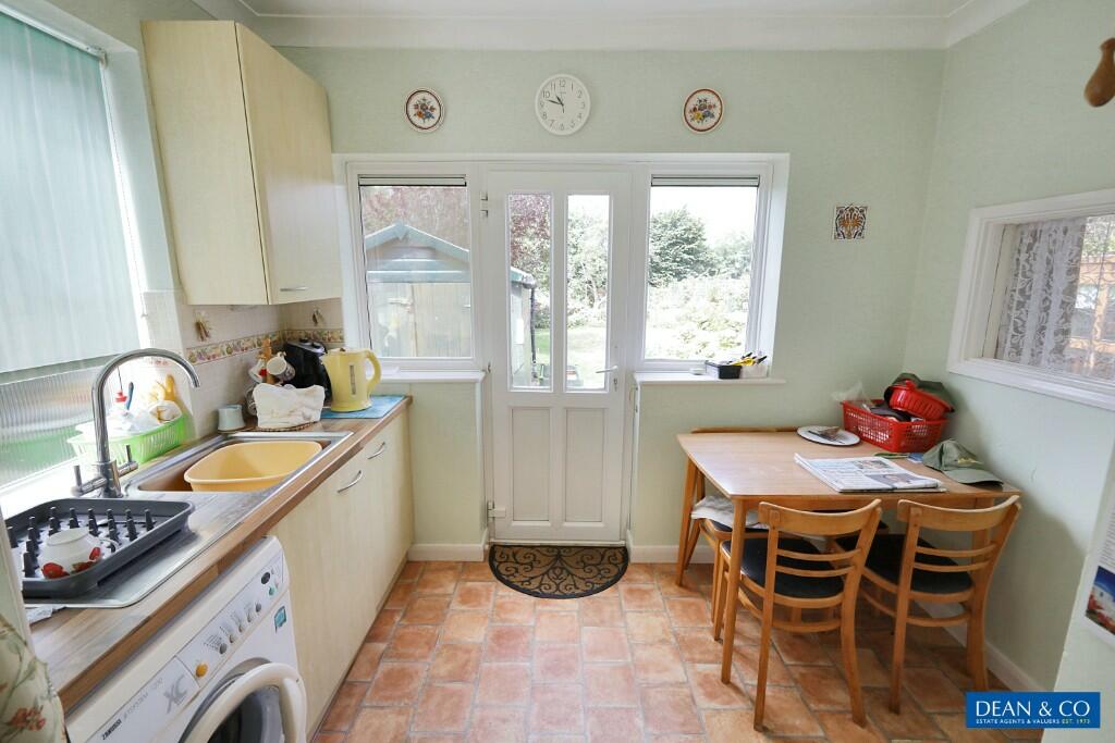 Kitchen/Breakfast Ro