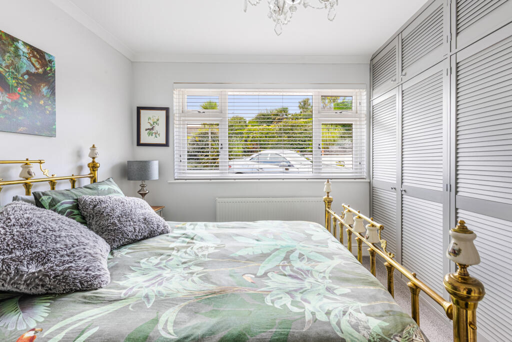 A19 - 33 Churchfields, Dartmouth - 250911