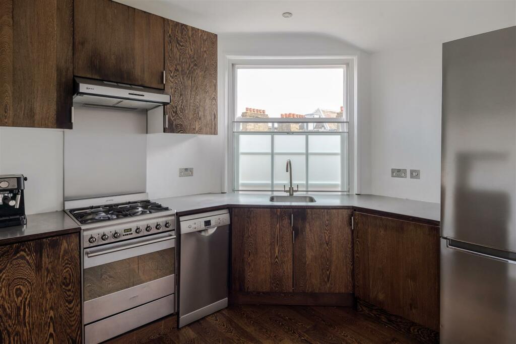 4, 102 Great Portland Street-3.jpg