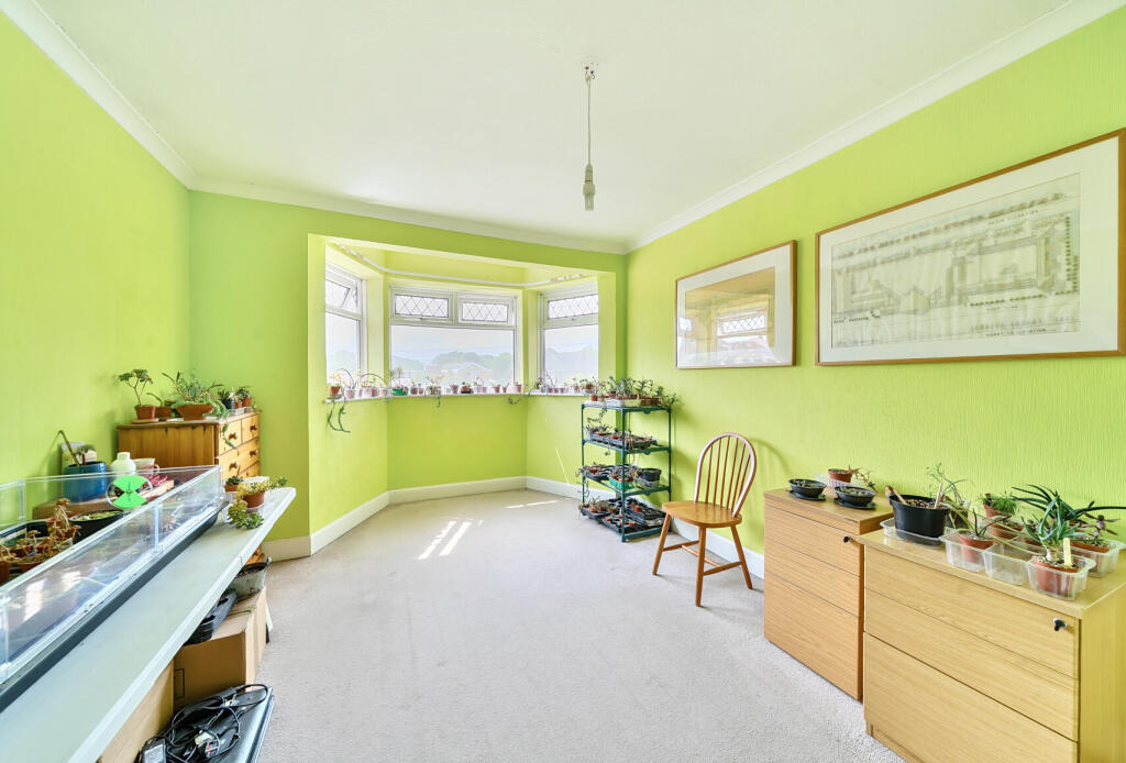 1295973-28-682dd6...