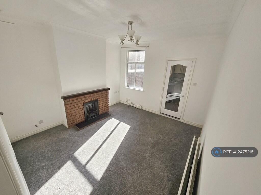 Rear Lounge 2