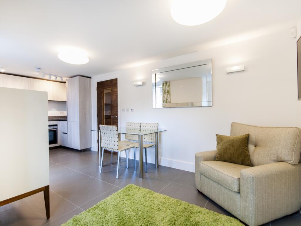 LivingRoom2