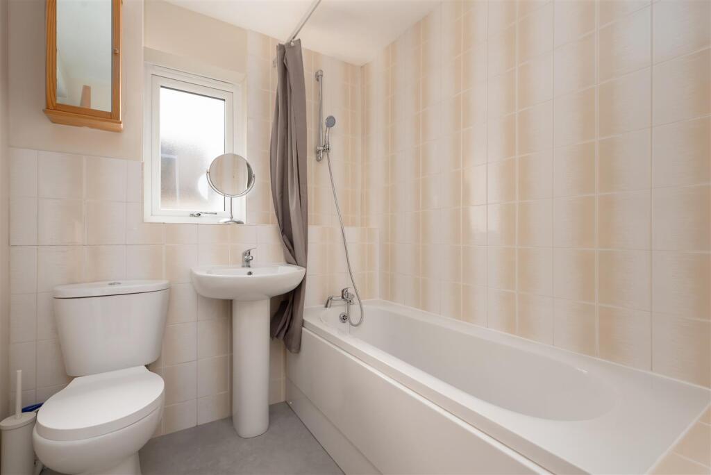 Primrose Way, Chestfield, Whitstable