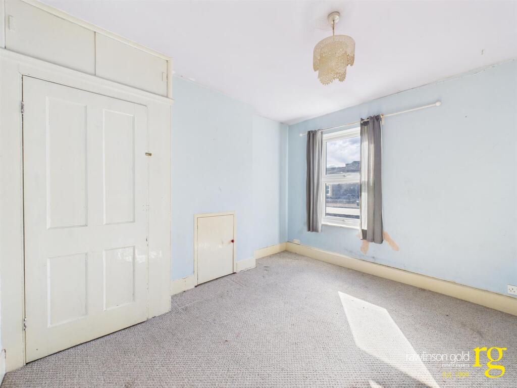 CAM02900G0-PR0287-STILL007.jpg