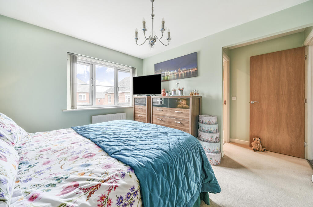 1304500-5-6848138...