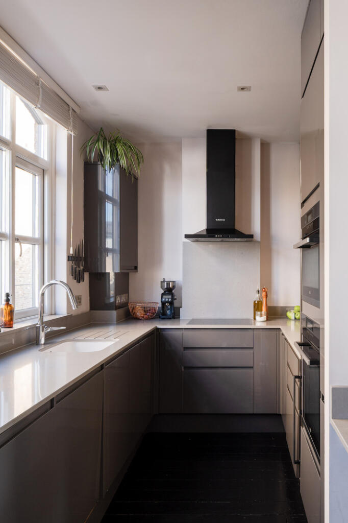 318489 - Independent Place, London E8 - high re...