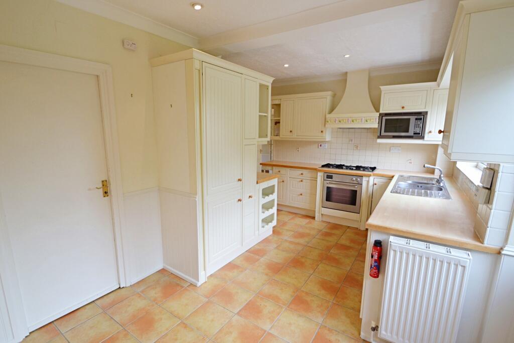 Kitchen/Breakfast Ro