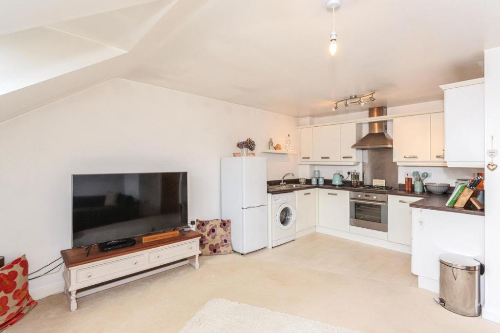 Lounge / Kitchen