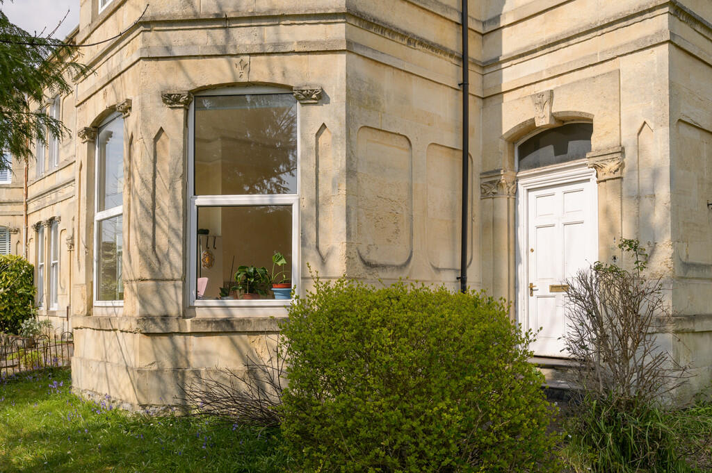 2 Newbridge Road-...