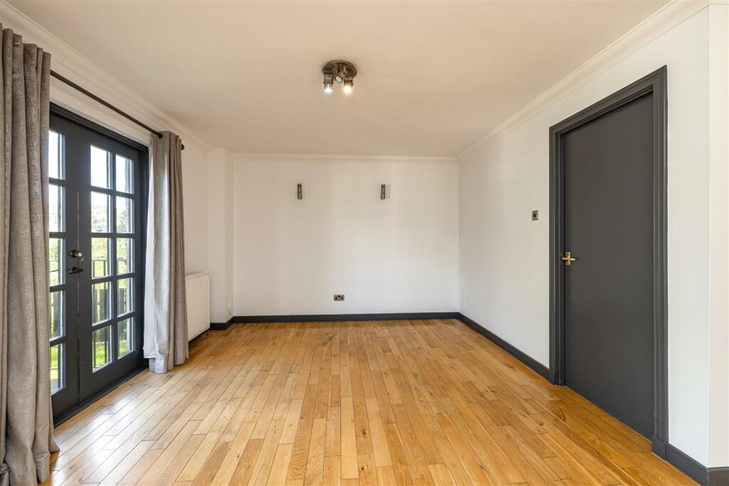 3 Woodside Drive Galashiels 12.JPG