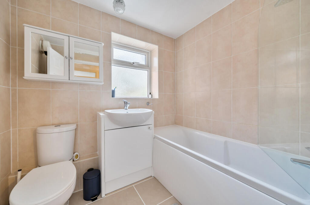 1361900-11-6908d2...