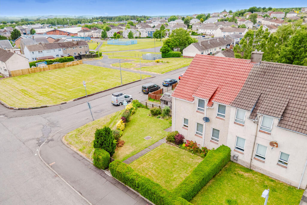 99 Back Rogerton Crescent (13 of 26)