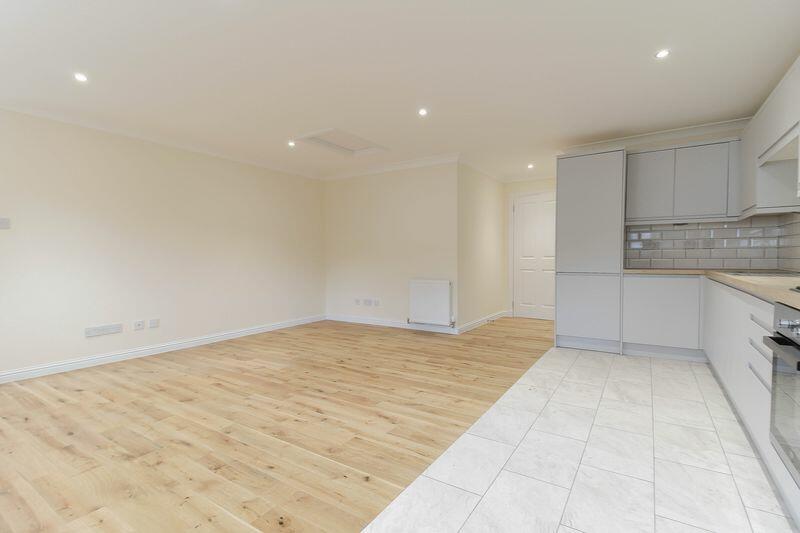Lounge / Kitchen 