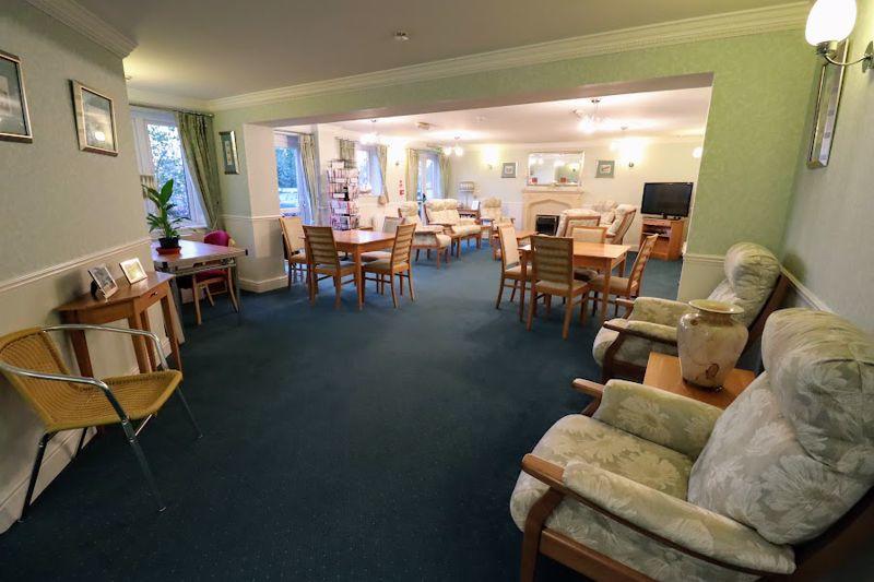 Communal Lounge