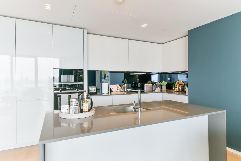 Newfoundland Place, London, E14