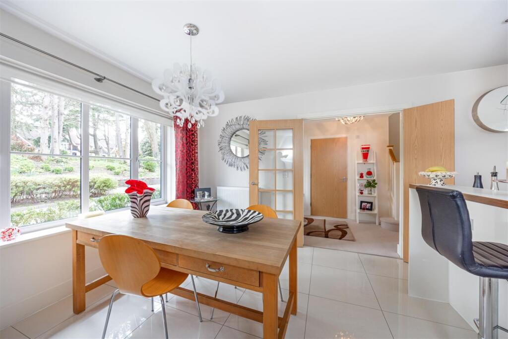 25 Uplands Road Guildford -13.jpg