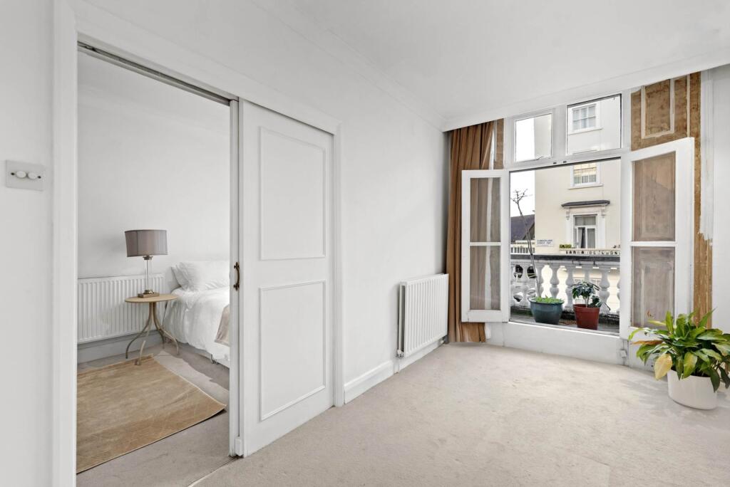 Cumberland Street, Pimlico, SW1V