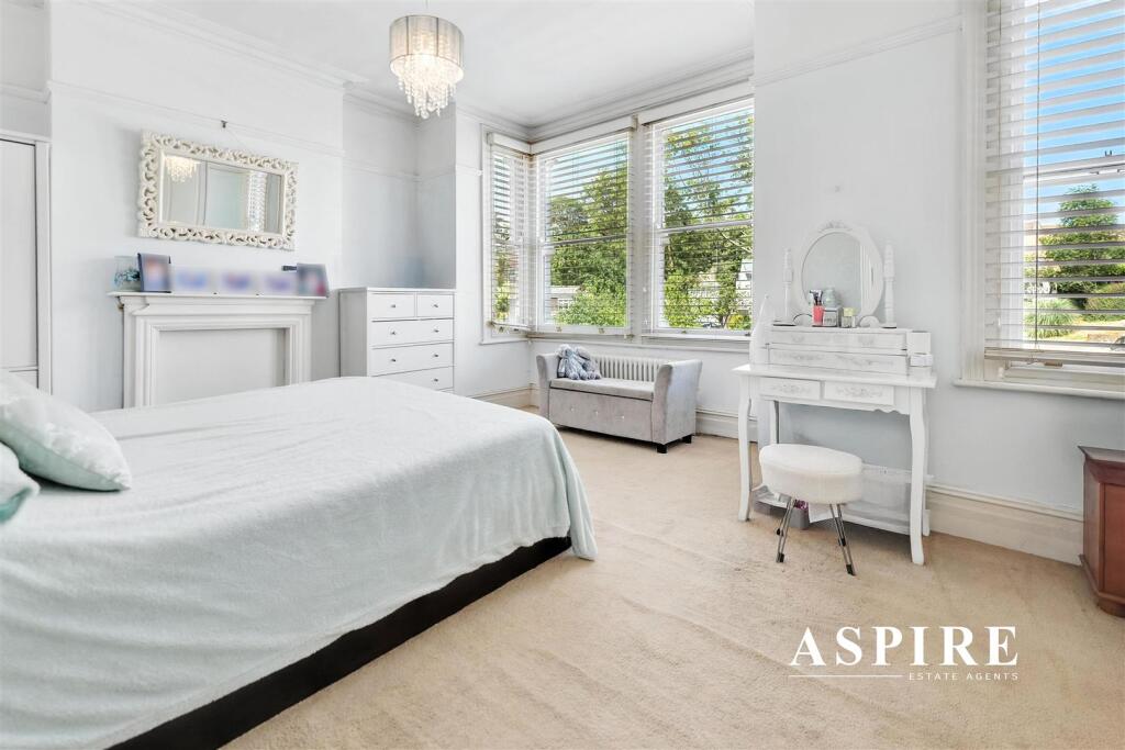 Aspire Estate Agents26.jpg