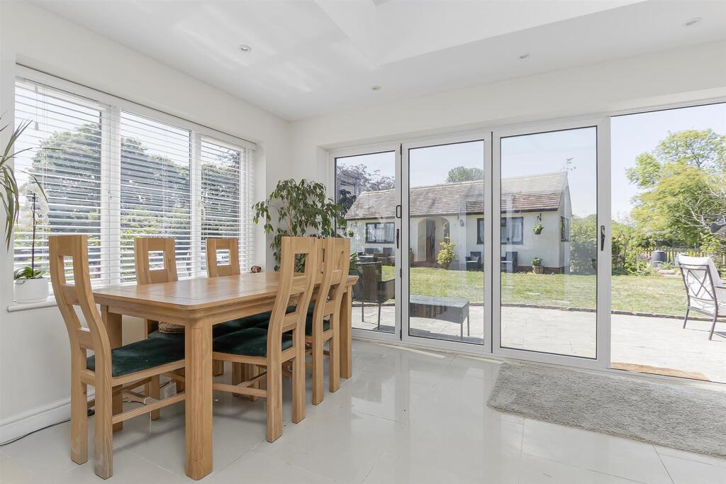 Fieldview, Withybrook (12).jpg