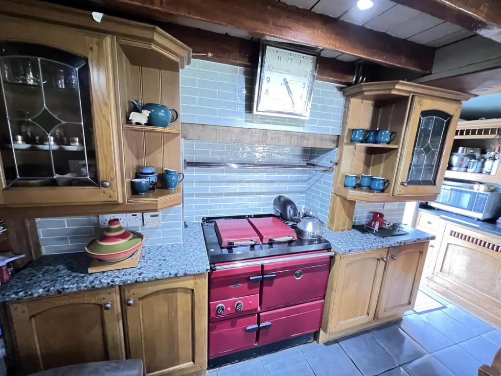 kitchen 3.JPEG
