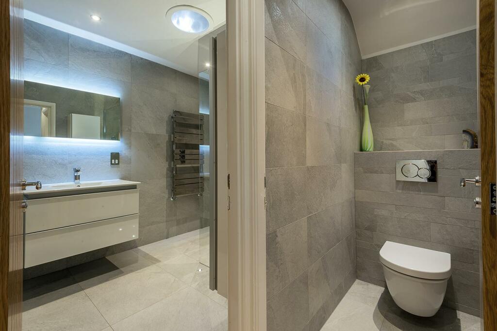 Bathroom/WC