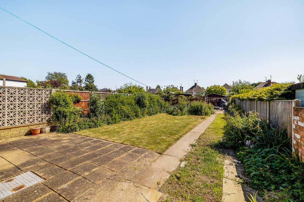 12 Halmer Gardens (Spalding)-13.jpg