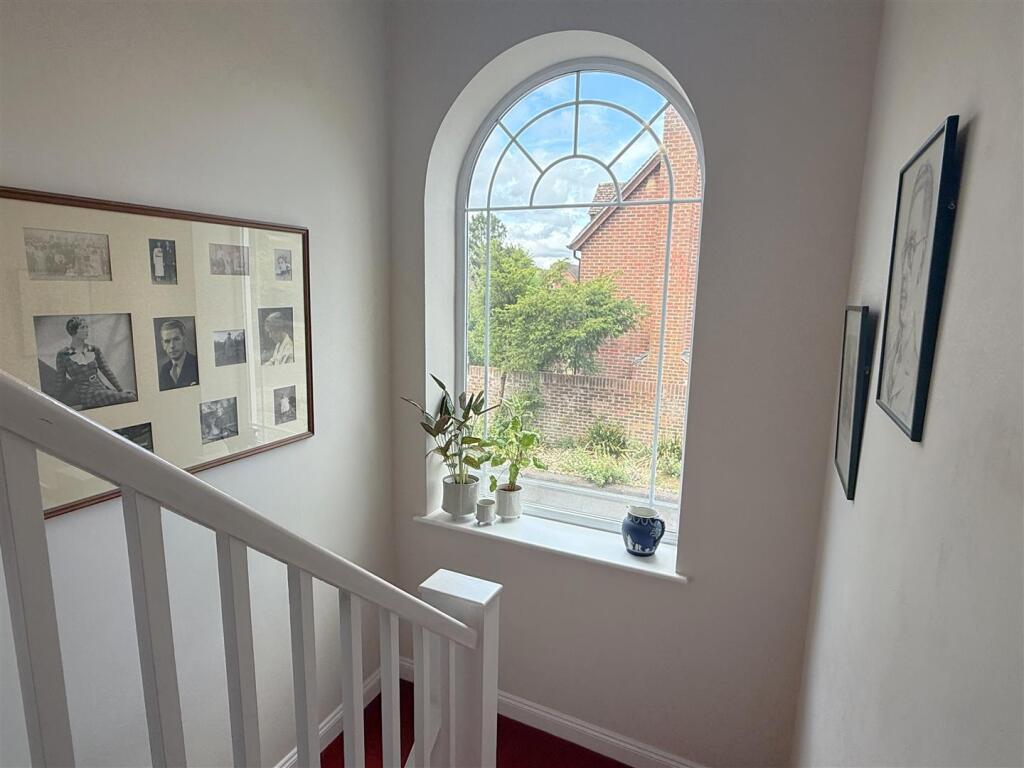 Landing window 1.JPG