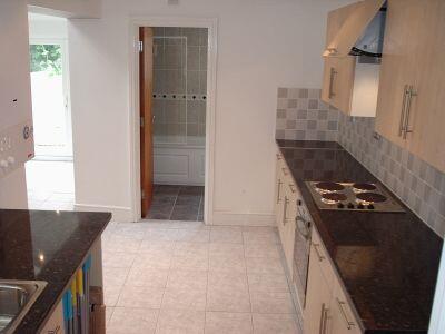 Kitchen Picture 1
