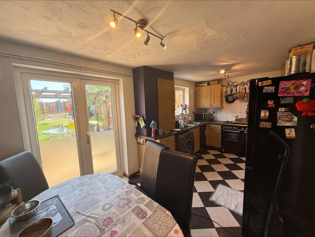 processed-EA0E8B35-80BD-444F-8810-977A61D6AEC1.jpe