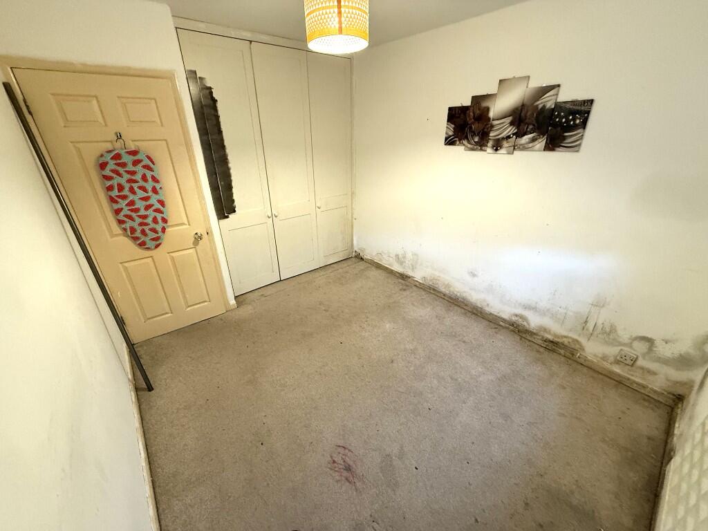 BEDROOM 1 (B)