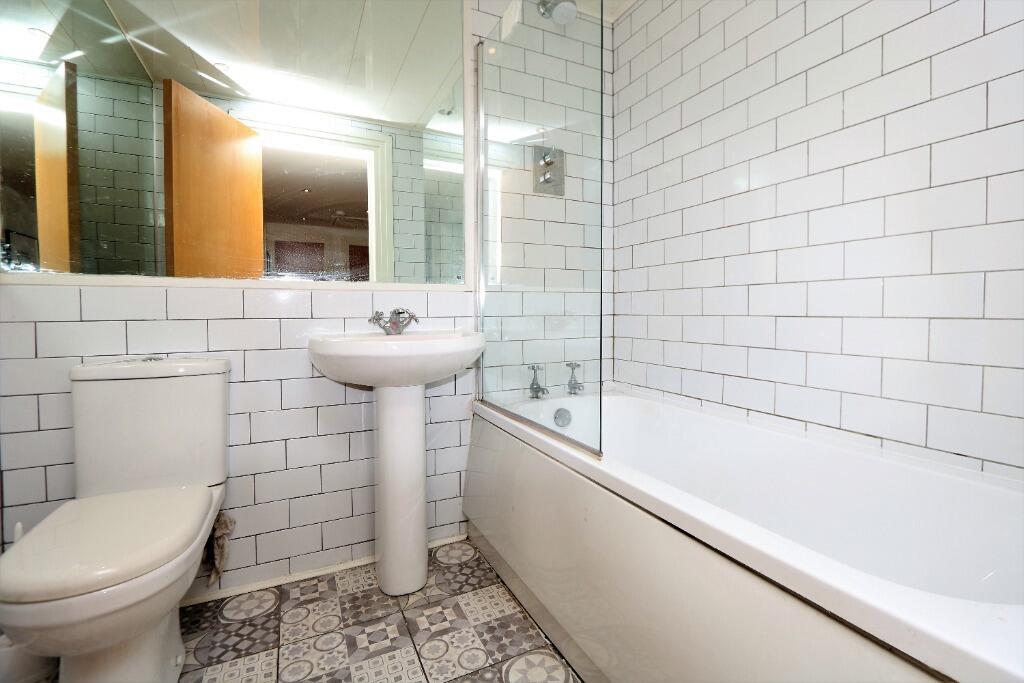 11_16832843257448.JP