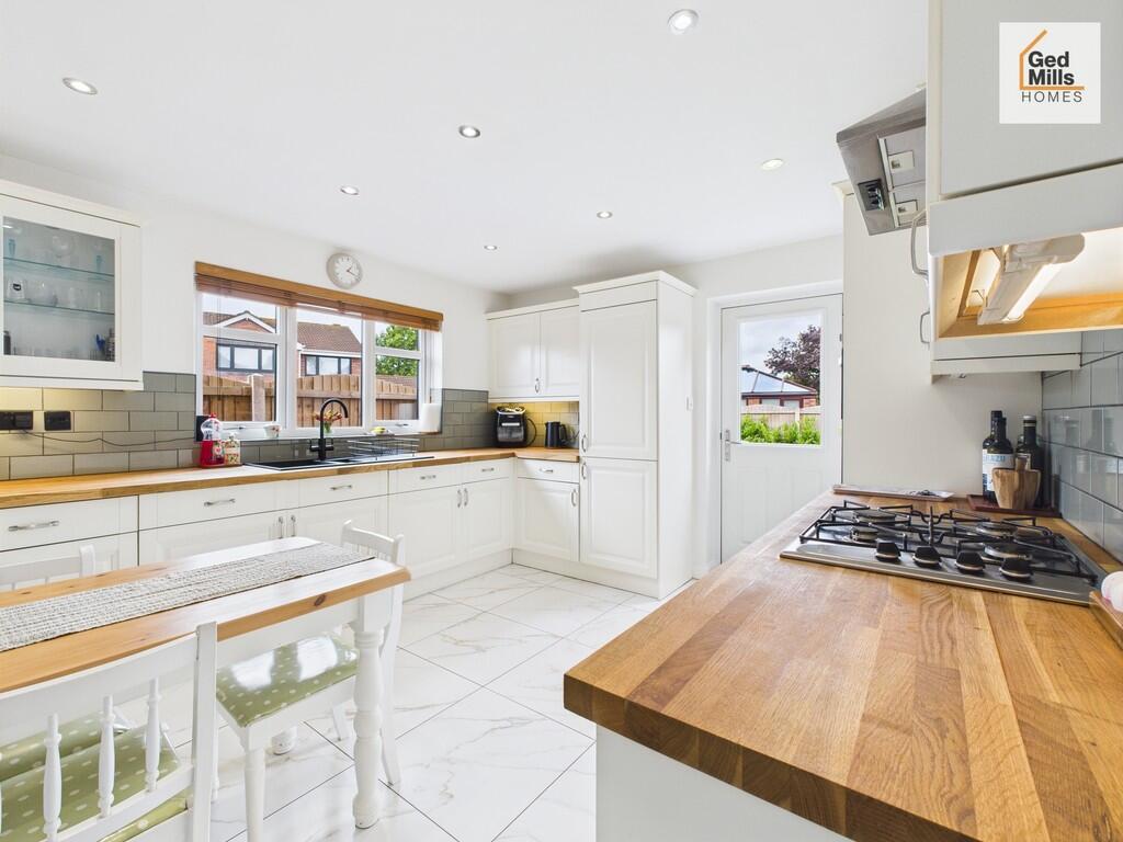 CAM04261G0-PR0068...