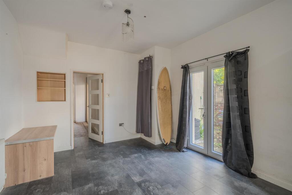 26 Sunnybank Rd-24.jpg