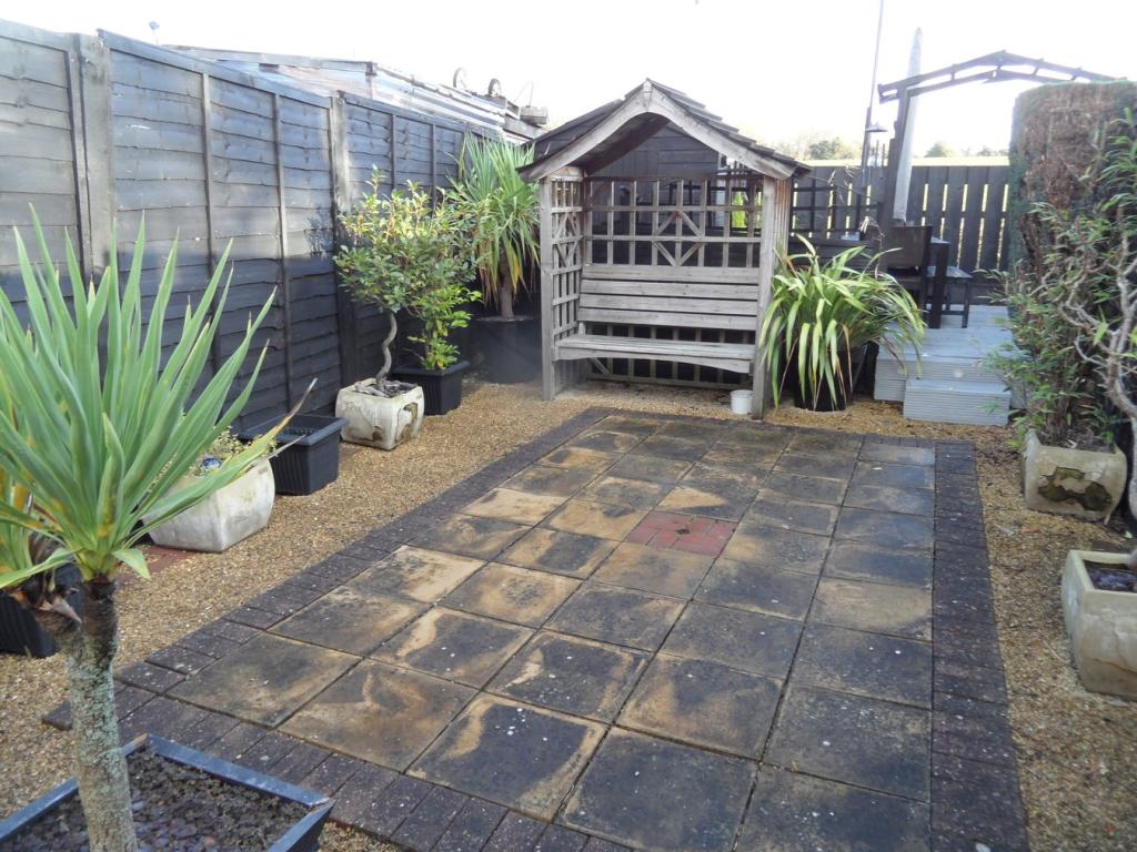 GARDEN