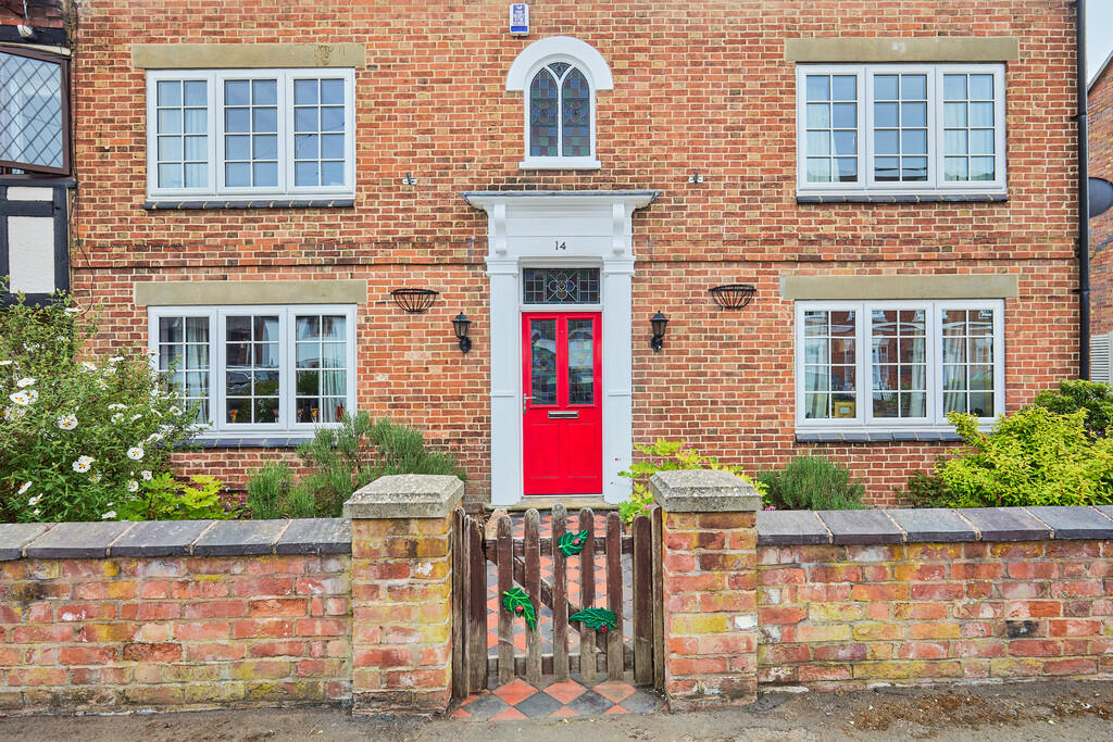 Edward Knight 202...