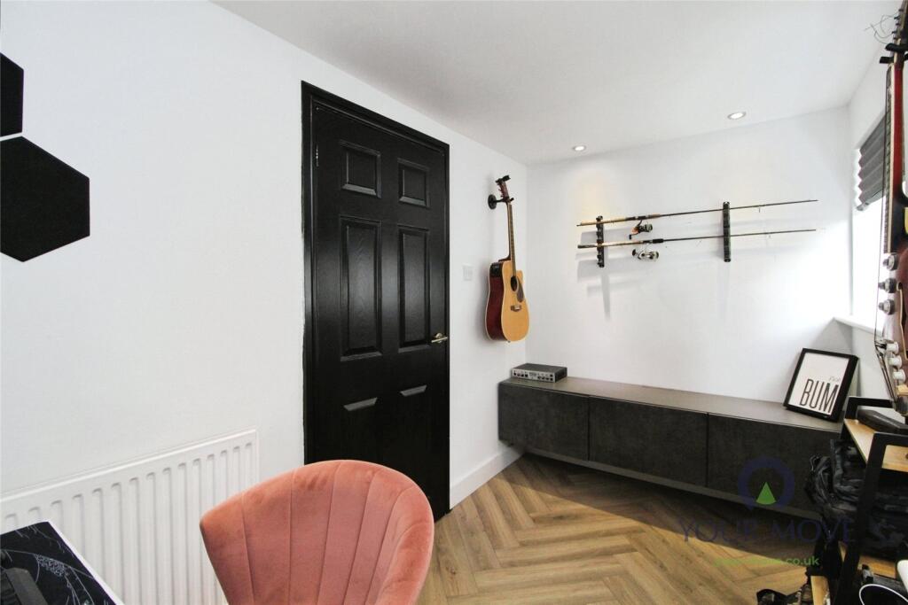 Study/ Play Room