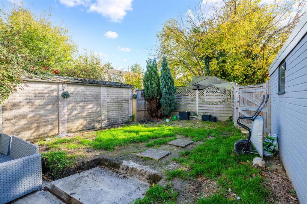 FERNDALE ROAD, 54  (15).jpg