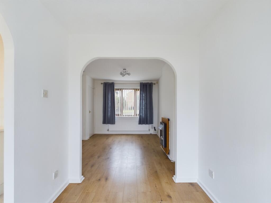 CAM01440G0-PR0102-STILL005