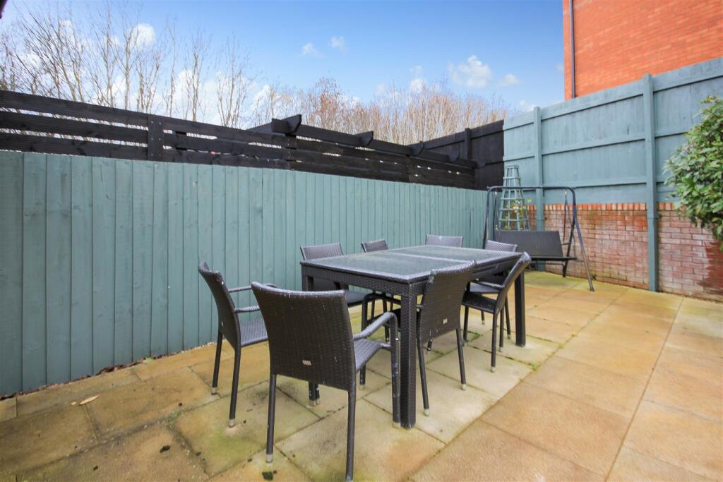 Patio.JPG