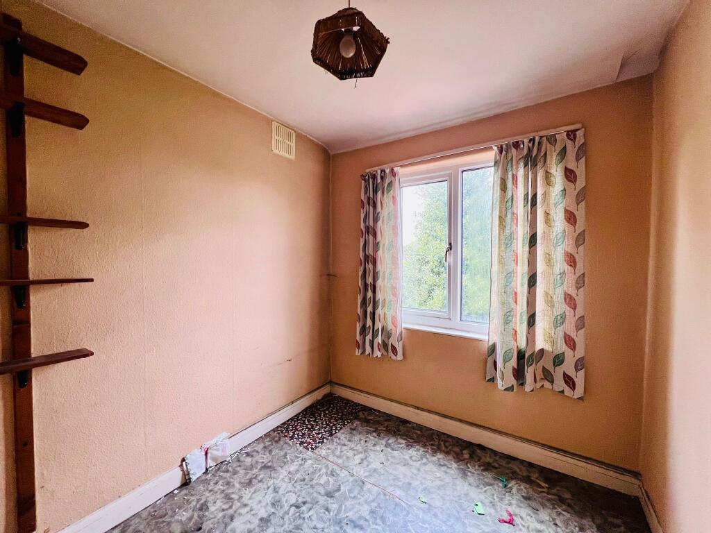 BEDROOM 3.jpg