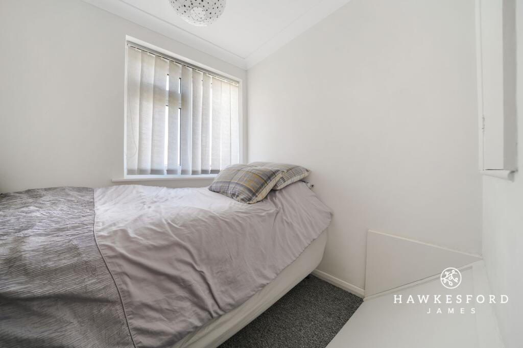 Lydbrook Close, Sittingbourne - Bedroom 2