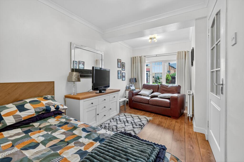 Family Room / Bedroom 4