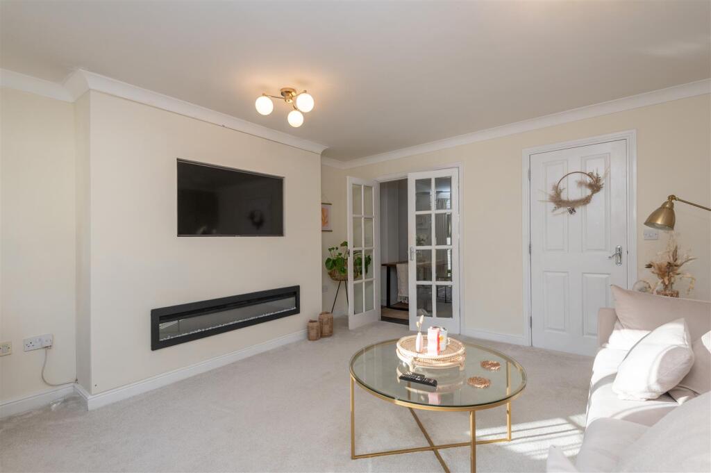 10 - 3 Rosevale View HX6 2DW.jpg