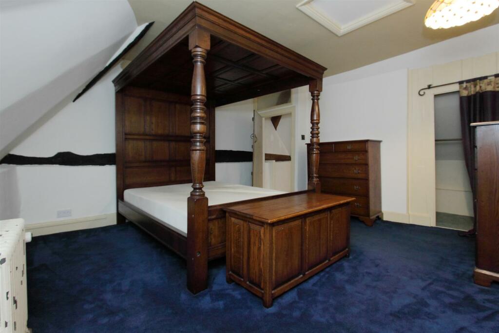 molesey cottage PH120.JPG