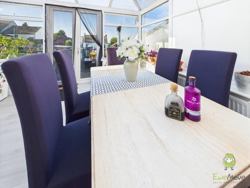 CAM01543G0-PR0139-STILL036