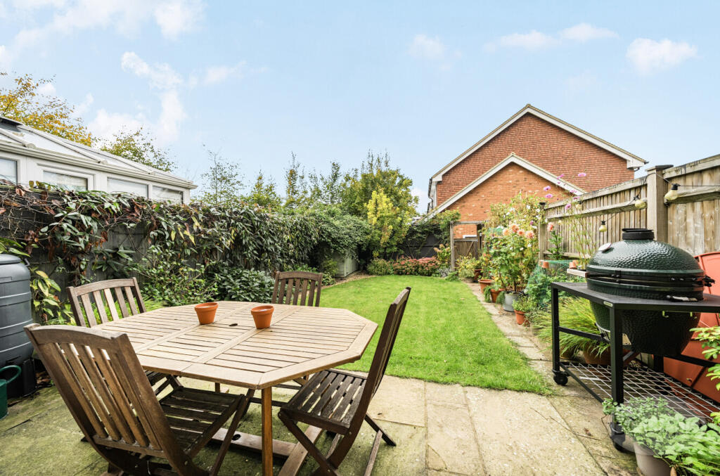 024d378b-872f-477...