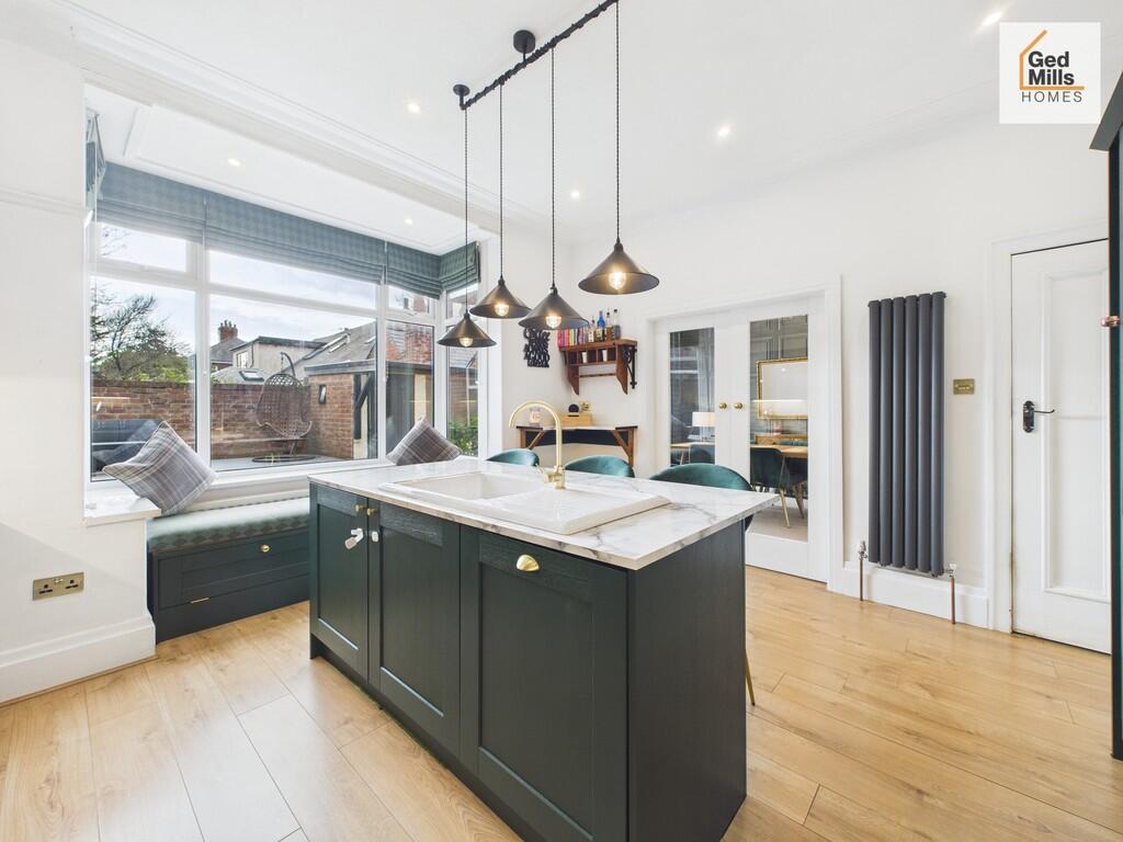 CAM04261G0-PR0114...