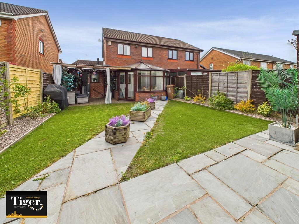 CAM02176G0-PR0550...