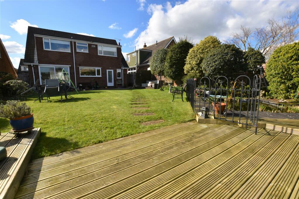 Rear Garden .jpg